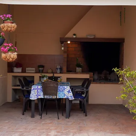 Casa Cruces סנט ג'אומה ד'נבג'ה